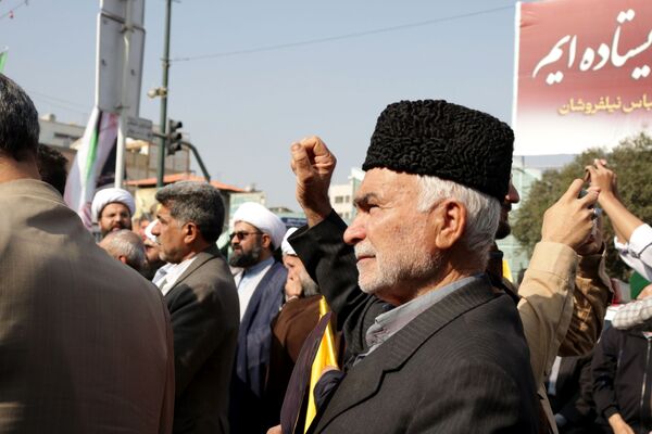 مراسم باشکوه تشیع شهید سردار نیلفروشان در مشهد مقدس 