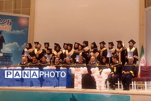 جشن دانش آموختگی دانشجویان دانشگاه شیراز 