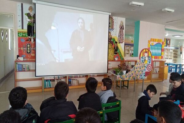 ویژه برنامه روز مادر در مرکز یک کانون پرورش فکری کودکان و نوجوانان شهرستان مرزی پارس آباد