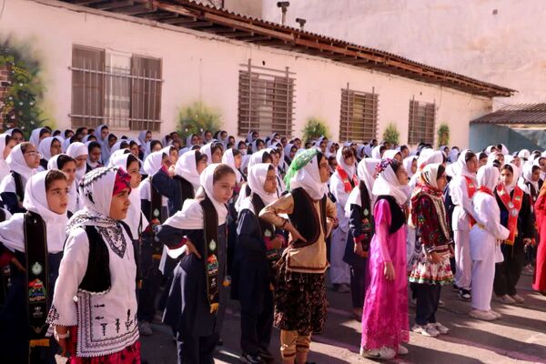 همایش وطن یار در دبستان فاطمیه گرگان