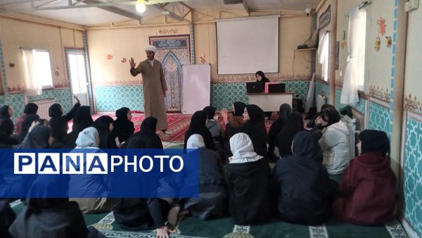 برگزاری کارگاه پیشگیری از آسیب های اجتماعی در دبیرستان سروقد