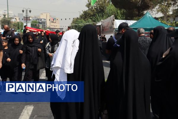 قدم به قدم در مسیر عاشقی اباعبدالله‌الحسین‌(ع)