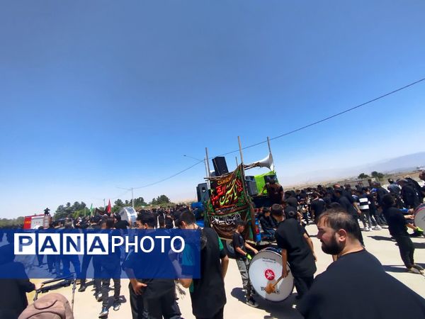 دسته عزاداری ظهر عاشورا در فاروج 