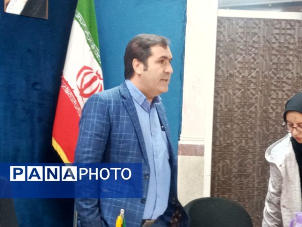 برگزاری مسابقه منطقه‌ای حافظ‌خوانی دانش‌آموزان متوسطه اول و دوم