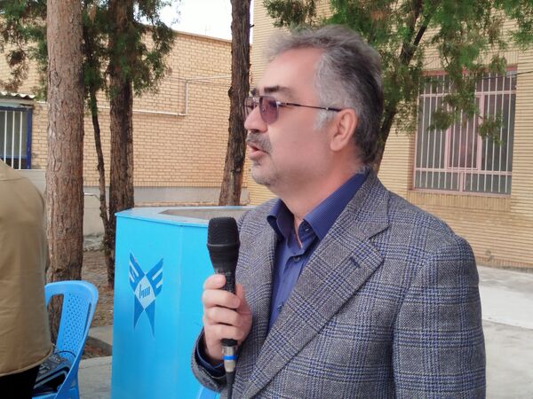 زنگ مهر در دبستان دخترانه سما با حضور مسئولان آموزش و پرورش و دانشگاه آزاد اسلامی کاشمر 