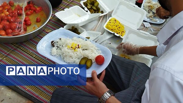 گذری کوتاه بر اهدای جوایز در اردوی جدید الورودهای شاهد ابوذر غفاری 