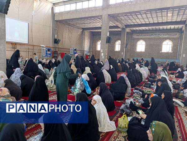 نماز عبادی سیاسی جمعه همزمان باهفته وحدت درنیشابور