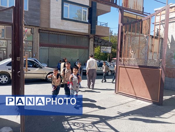 جشن پرشکوه آغاز سال تحصیلی جدید در مدرسه ابتدایی فتحیان بانه