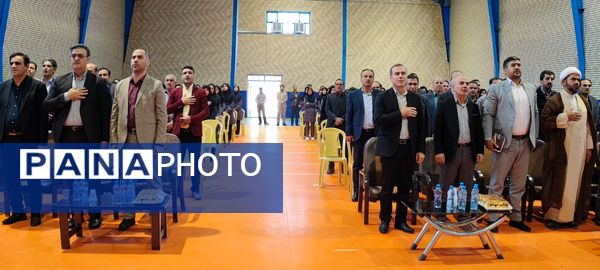 نواختن زنگ سپاس معلم در شهر آشخانه