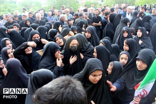 خاکسپاری دو شهید جنگ سوم در گلزار شهدای روستای فردو