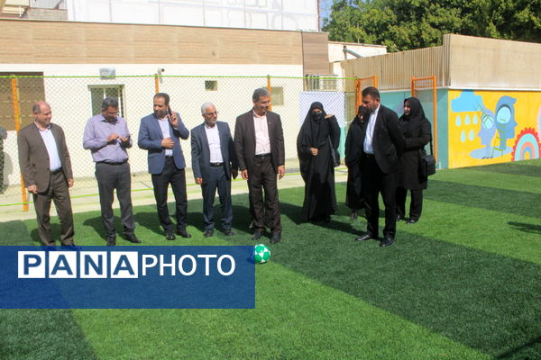 افتتاح زمین چمن مصنوعی و خانه ورزش در بوشهر