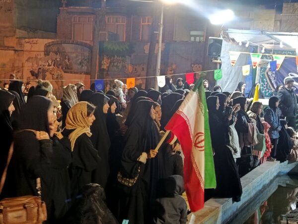 گلبانک الله اکبر در پارک‌کودک خیابان امام شهرستان کاشمر 