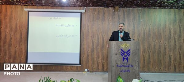 نشست هم اندیشی مدیران و معلمین مرکز فرهنگی آموزشی سما در شهرستان شیروان