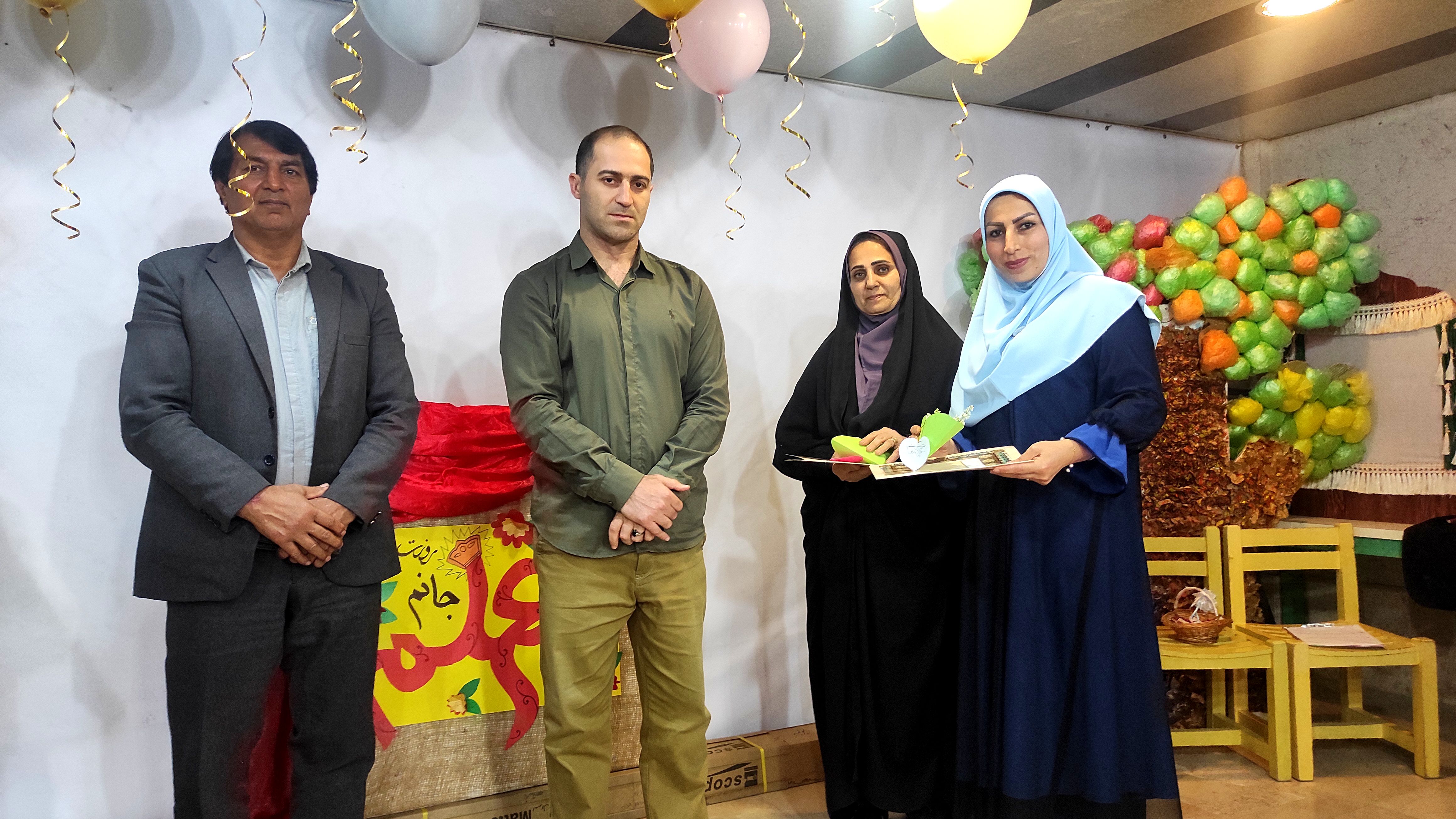 گرامیداشت مقام معلم در کانون پرورش فکری گلوگاه 