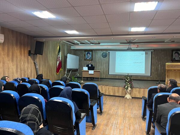 جلسه توجیهی متصدیان پایگاه تغذیه سالم در شهرستان قدس 