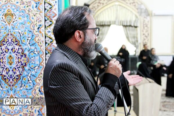 مراسم شیر خوارگان حسینی در آرامگاه شهید مدرس