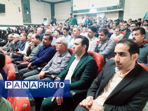 آیین تکریم و معارفه روسای قدیم و جدید دانشگاه فرهنگیان استان بوشهر