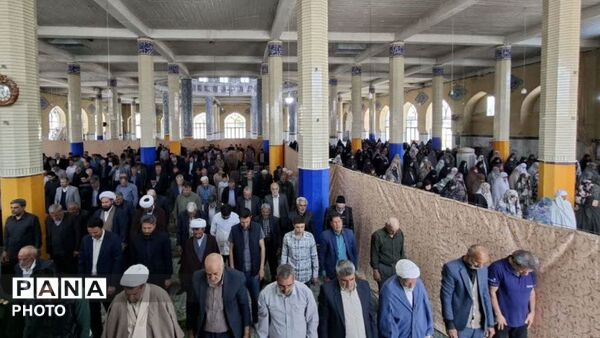 برگزاری باشکوه نماز جمعه فامنین با حضور مردم ولایتمدار 