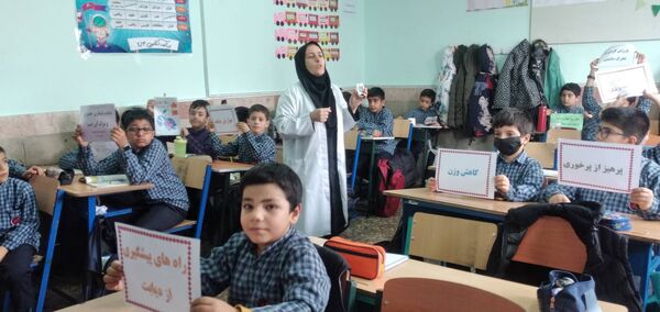 آموزش پیشگیری از بیماری دیابت به دانش‌آموزان شهرستان قدس