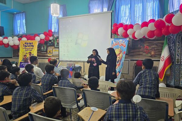 لبخندهای سالم در جشن دندان شماره شش مدرسه پسرانه شاهد شهید جنیدی