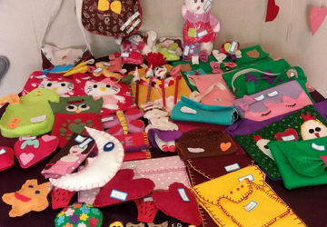 برپایی نمایشگاه هنرهای دستی دانش‌آموزان بانیازهای ویژه در آموزشگاه ولایت