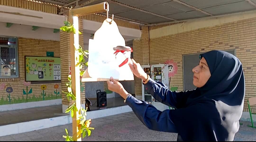 «صبحگاه مقاومت» در مدرسه شهید مطهری فین 
