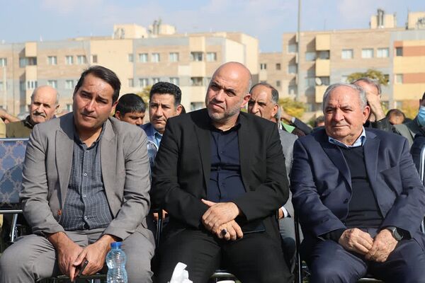 تداوم نهضت مدرسه‌سازی در کهریزک، خشت‌گذاری مدرسه ۱۵ کلاسه در مسکن مهر