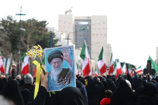 اجتماع عظیم منتظران ظهور در میدان شهدا مشهد