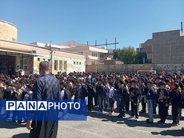 جشن پرشکوه آغاز سال تحصیلی جدید در مدرسه ابتدایی فتحیان بانه