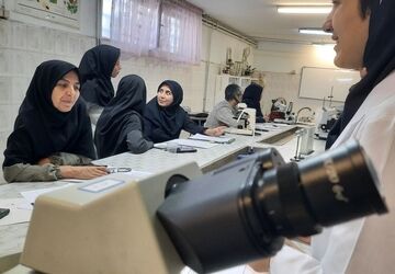 رقابت پژوهشگران نوجوان در محور علوم آزمایشگاهی جشنواره خوارزمی
