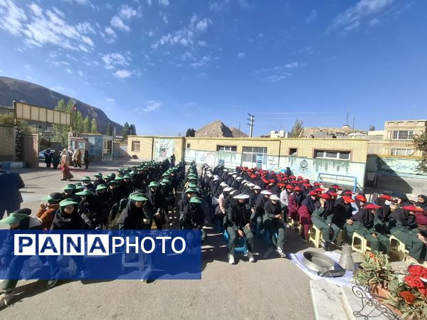 برگزاری ویژه‌ برنامه هفته فرهنگی در دبیرستان حضرت فاطمه‌زهرا(س) شهرستان فیروزکوه