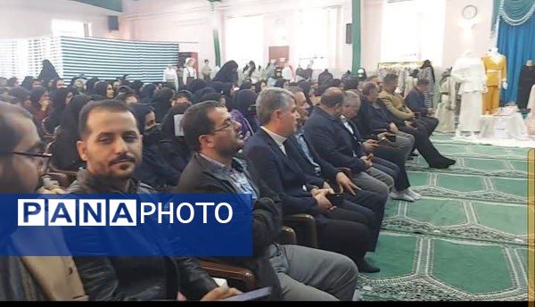 نمایشگاه هنر در دبیرستان دخترانه نور دانش