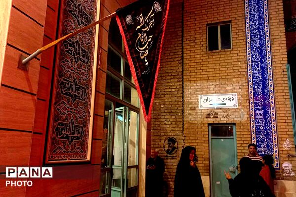 مراسم دسته عزاداری سید و سالار شهیدان امام حسین (ع) 