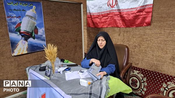 میز خدمت در هفته سلامت وجمعیت به یاد شهدای خدمت