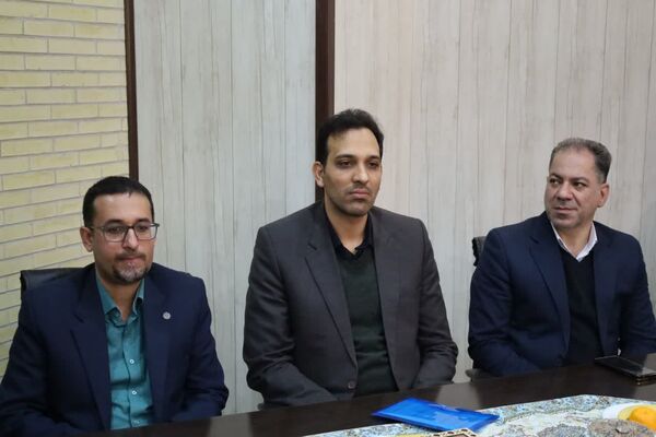 افتتاح زمین چمن دبیرستان دوره اول استعدادهای درخشان شهیدان مزیدی 