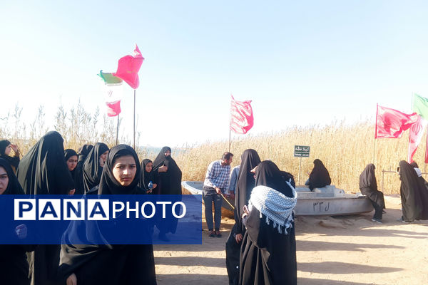 قدم گذاشتن دانش‌آموزان رباط‌کریم بر خاک پاک شلمچه