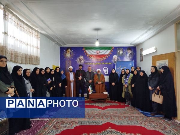 دیدار مدیر آموزش و پرورش آشخانه با امام جمعه این شهر