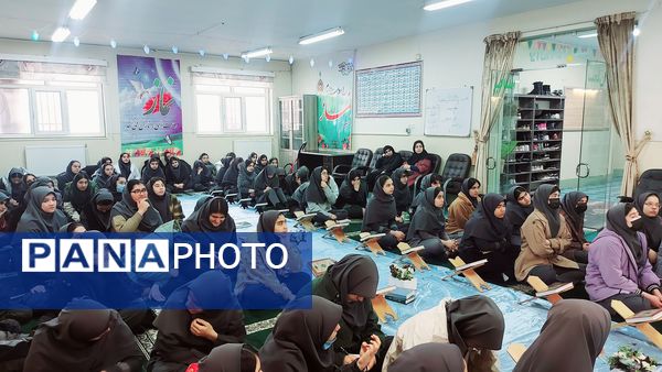 برگزاری جلسه توجیهی هدایت تحصیلی در مدرسه حضرت معصومه (س)
