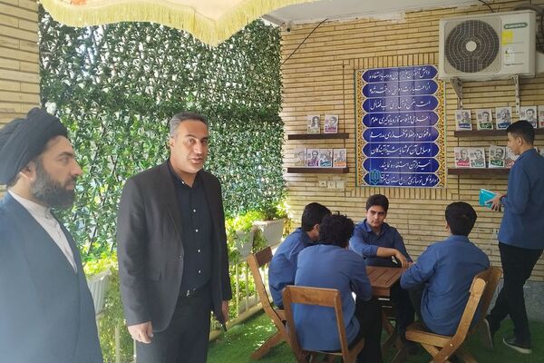 اولین یادواره شهدای سمپاد در جنگ ۱۲ روزه با محوریت «طرح لاله‌های روشن» در ناحیه دو شهرری 