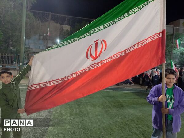 قاب‌های ماندگار از قرارگاه فرهنگی منطقه ۱۰ در هفته معلم 