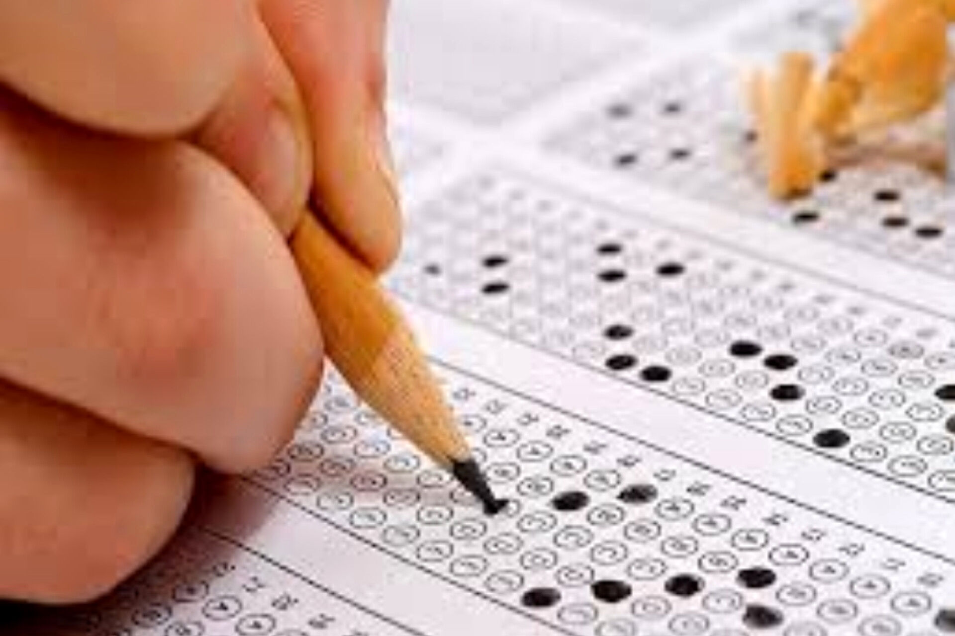 آزمون‌های کارشناسی ارشد و دکتری در سلامت و امنیت کامل برگزار شد