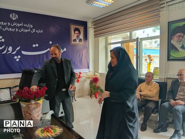 تجلیل از همکاران حوزه پرورشی استان البرز در روز معلم 