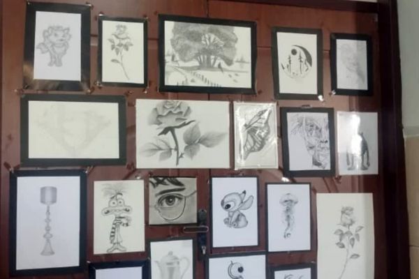 نمایشگاه هنر و کار و فناوری در آموزشگاه شاهد 16