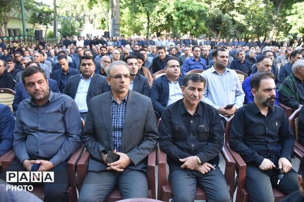 آیین بدرقه و وداع با رهبر شهید انقلاب