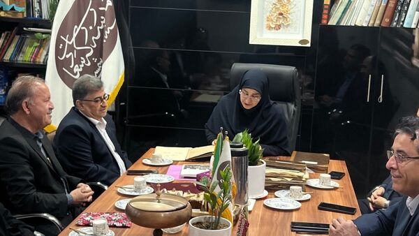 مدرسه‌ای که تاریخ نفس می‌کشد؛ روایت تصویری از سعادت بوشهر
