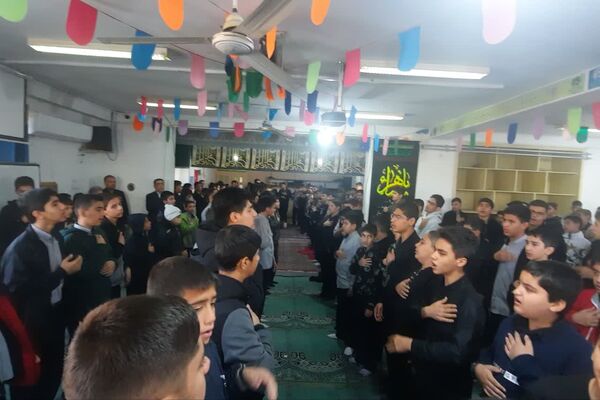قرائت زیارت عاشورا به مناسبت شهادت حضرت فاطمه(س) 