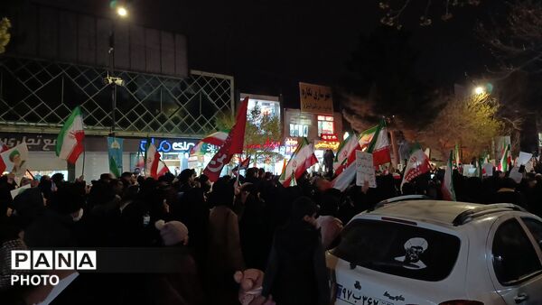 اجتماع بزرگ مردم شهرستان نیشابور و تشییع شهید جنگرمضان