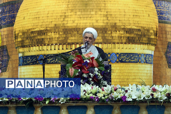 محفل کرسی ملی تلاوت نوجوانان فاطمی در حرم حضرت معصومه(س)