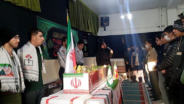 استقبال از شهید گمنام  در دبیرستان شاهد امام ابوذرغفاری 