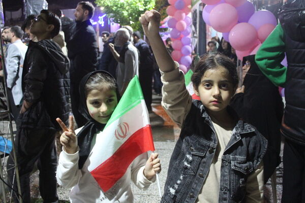 همدلی و همبستگی در گلوگاه